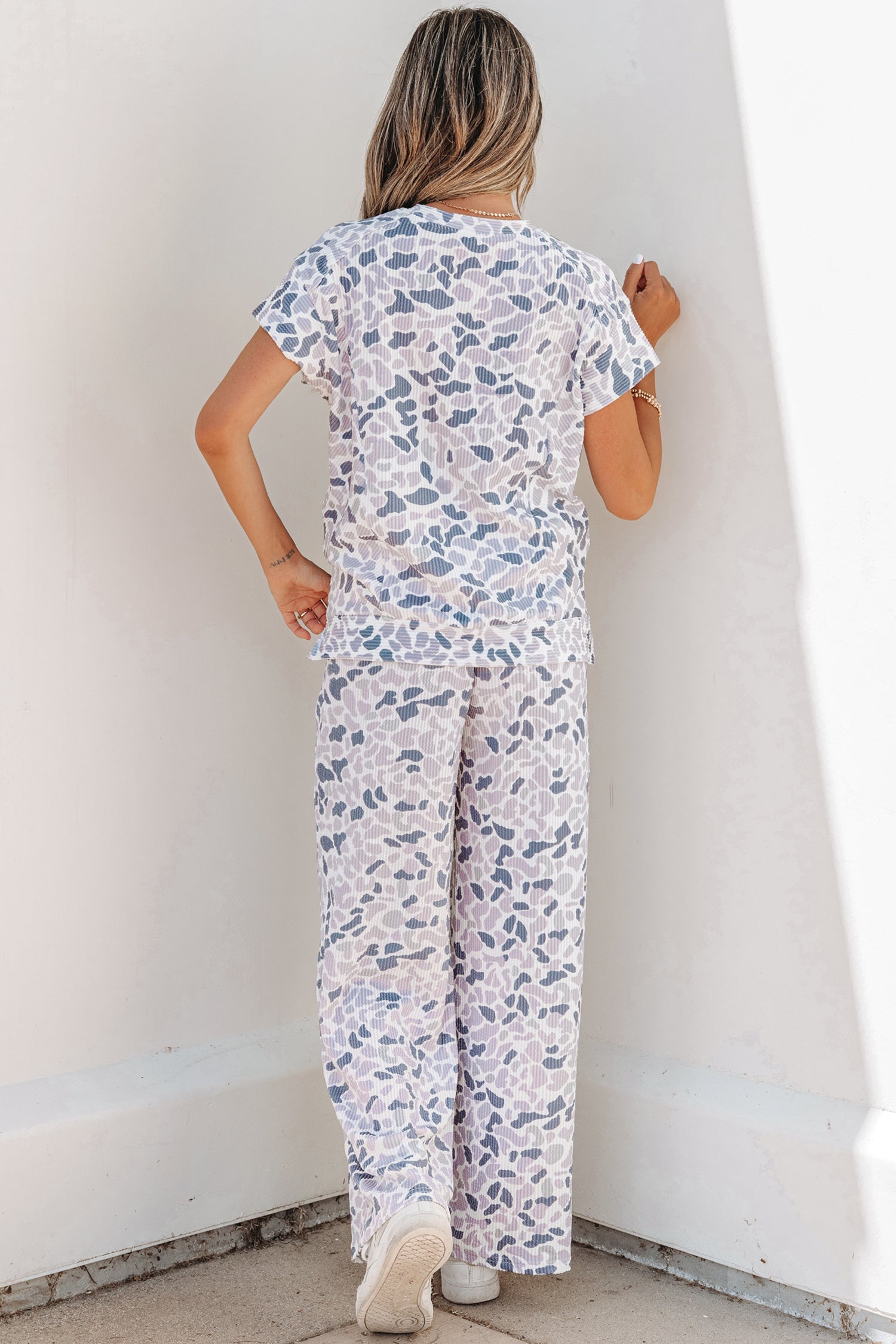 Beige Camouflage Print Twisted Rib Loose Tee Drawstring Pants Set