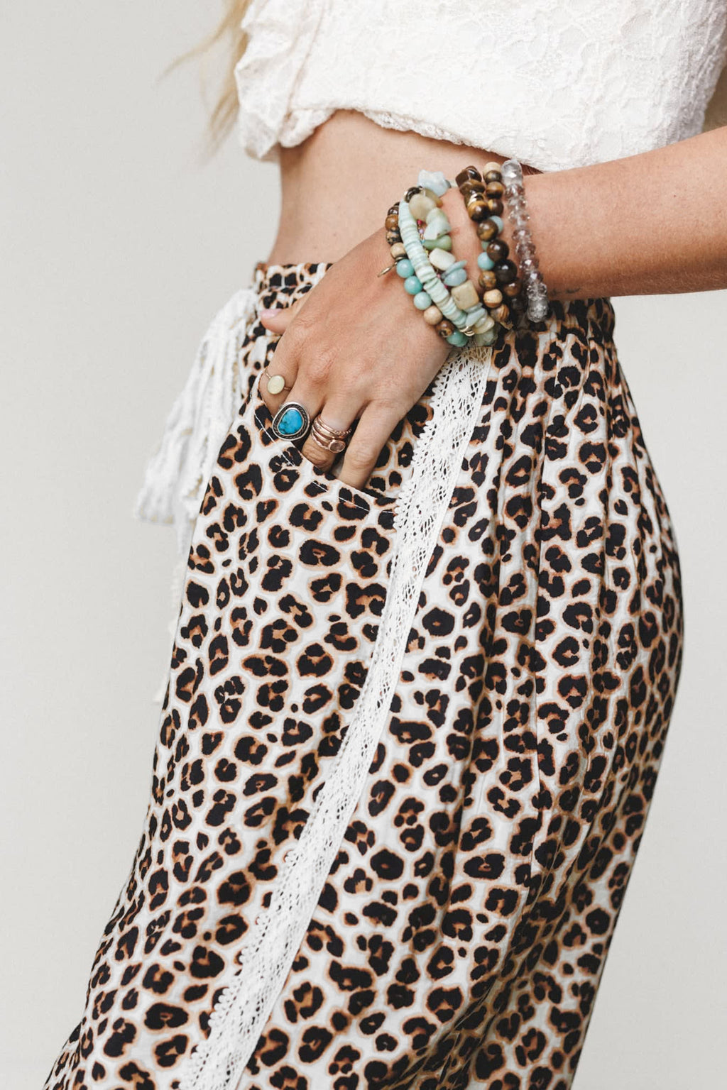 Black Leopard Print Ankle-Length Elastic Waist Pants
